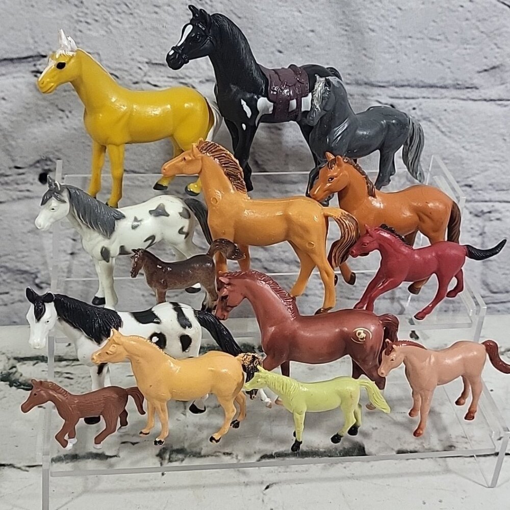 Model Horse Pony Figures Large Assorted‎ Lot Of 14 Animal Toys